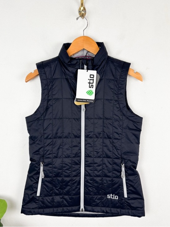 Stio Jackets & Blazers - NWT Stio Women's Azura Insulated Vest in Boundary Black Sz XS